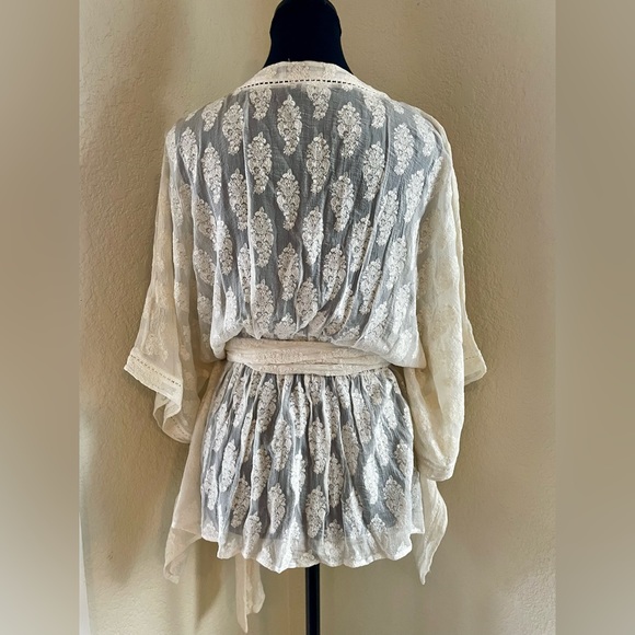 Tristian top - Picture 2 of 2